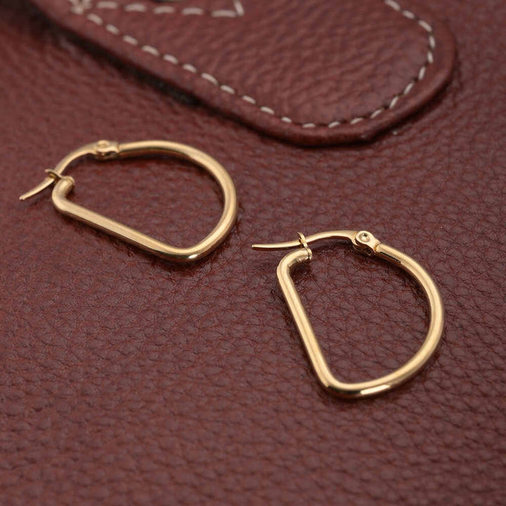 D-shaped Hoops from Palmonas