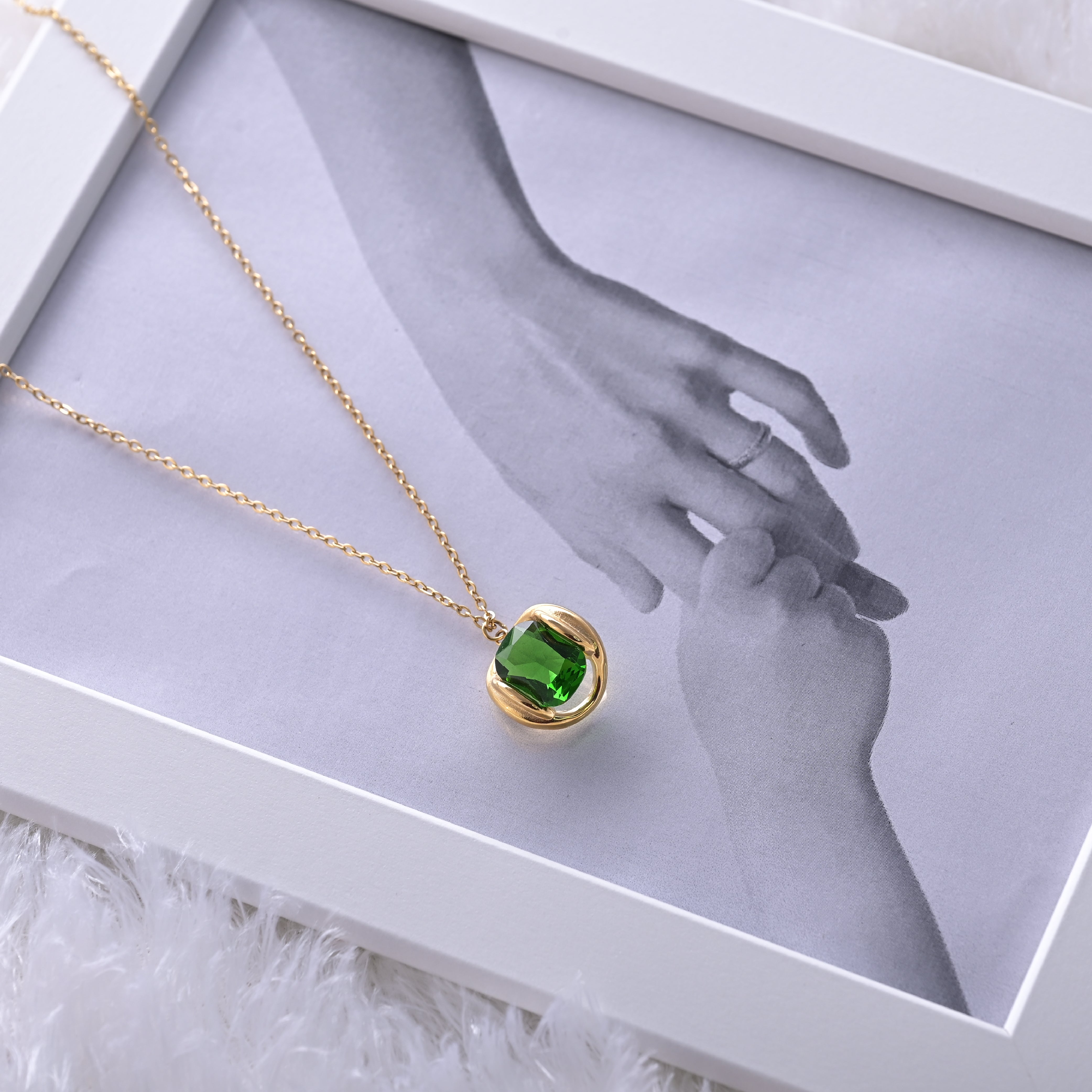 Oval Emerald Bezel Necklace