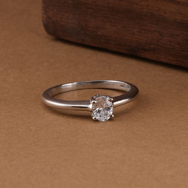 Four-Prong Oval 925 Sterling Silver Solitaire Ring