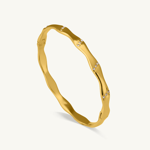 Scalloped Gold Bangle Bracelet
