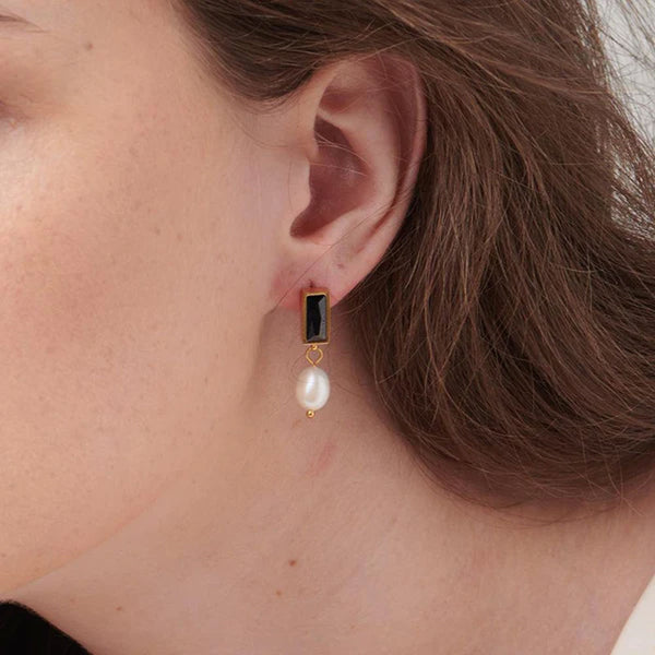 Black Stone Pearl Dangle Earrings- 18k Gold Plated