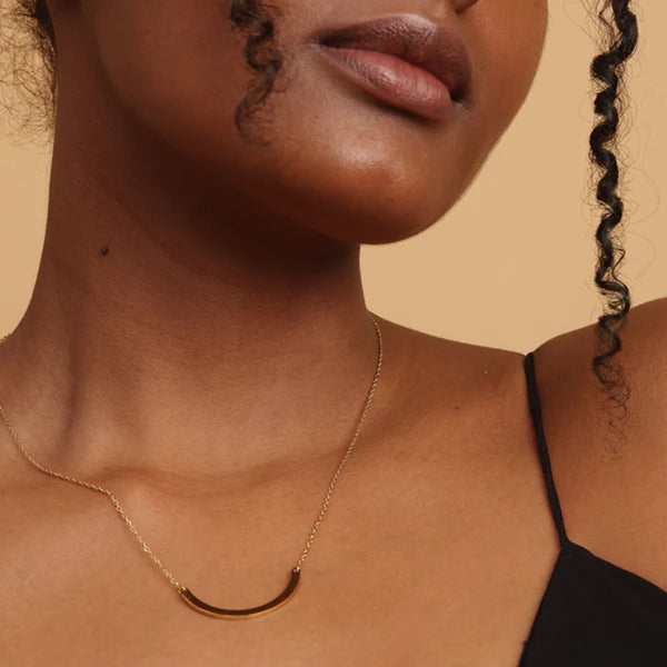 Simple Arc Necklace- 18k Gold Plated