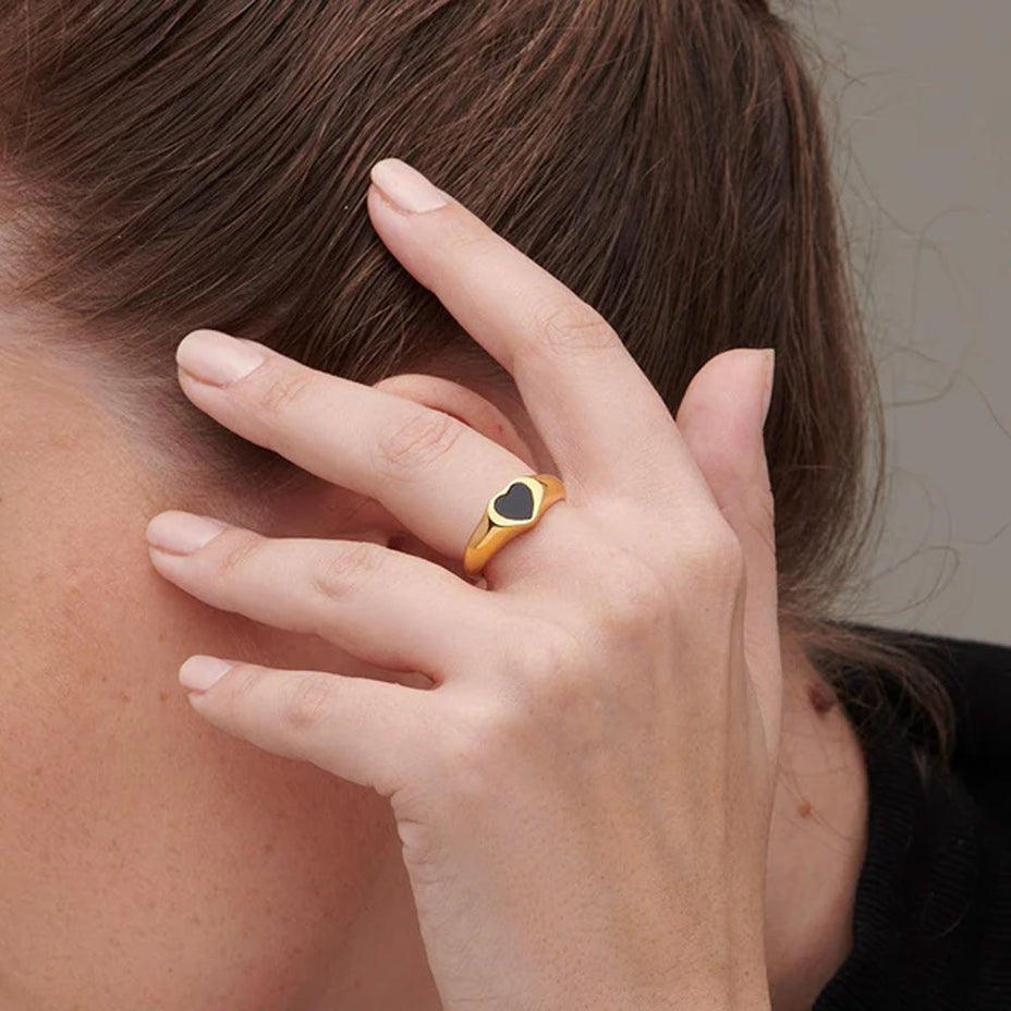 Shop Black Heart Ring- 18k Gold Plated Palmonas-3