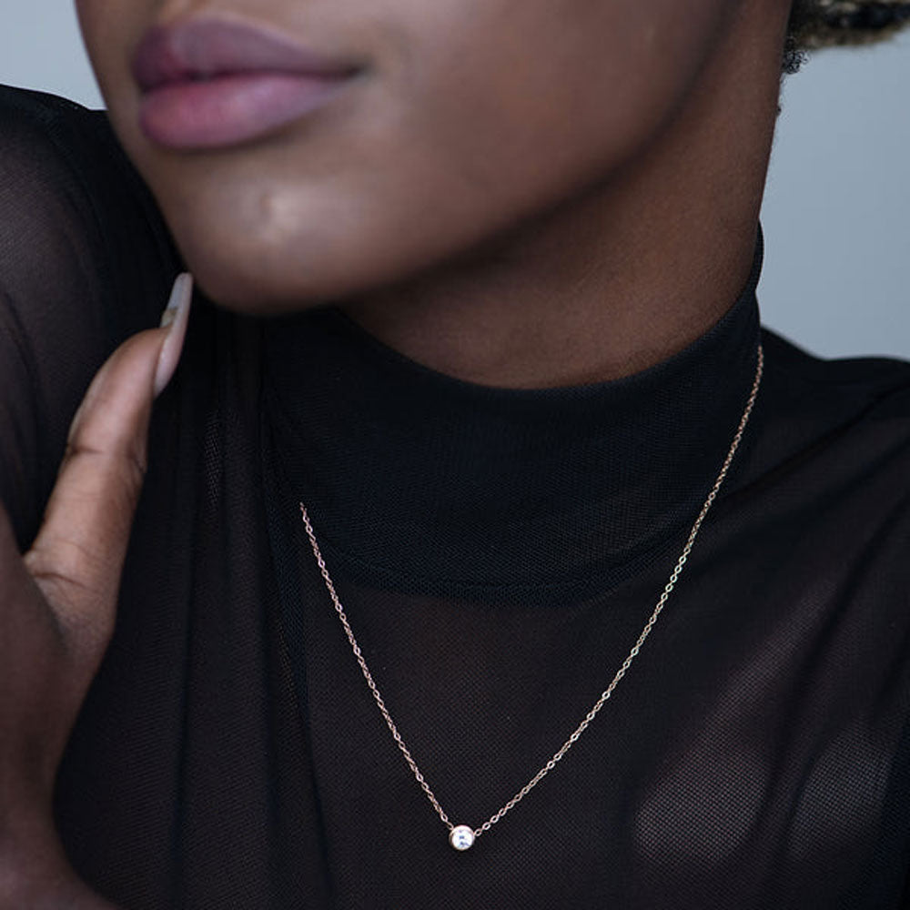 Stone and online strand necklace