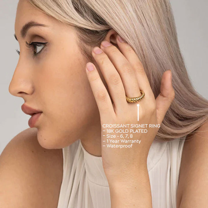 Shop Croissant Signet Ring- 18k Gold Plated Palmonas-2