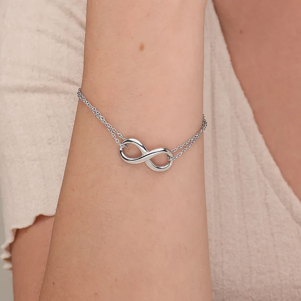 Sparkling Infinity Heart Clasp Snake Chain Bracelet | PANDORA |  BeCharming.com