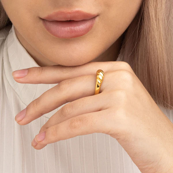 Twisted Croissant Ring- 18k Gold Plated