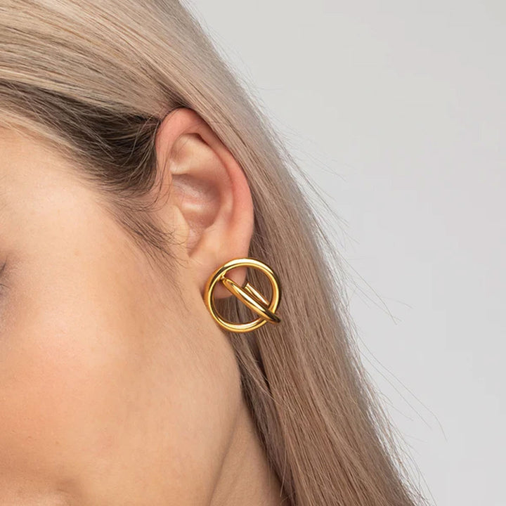 Shop Double Circle Hoop Earrings- 18k Gold Plated Palmonas-4