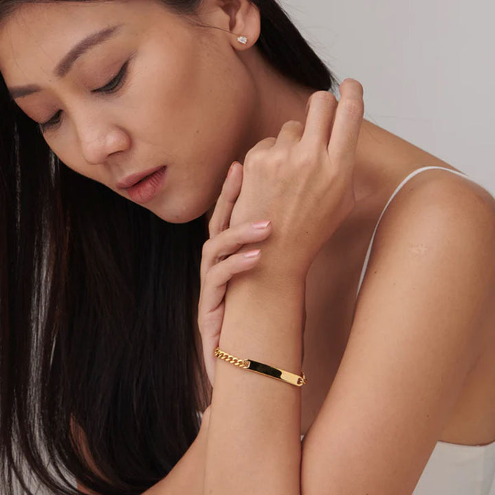 Shop Curve Bar Bracelet- 18k Gold Plated Palmonas-2