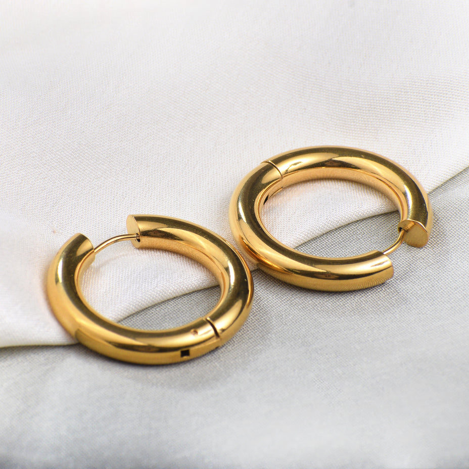 Shop Classic Round Hoop Earrings- 18k Gold Plated Palmonas-5