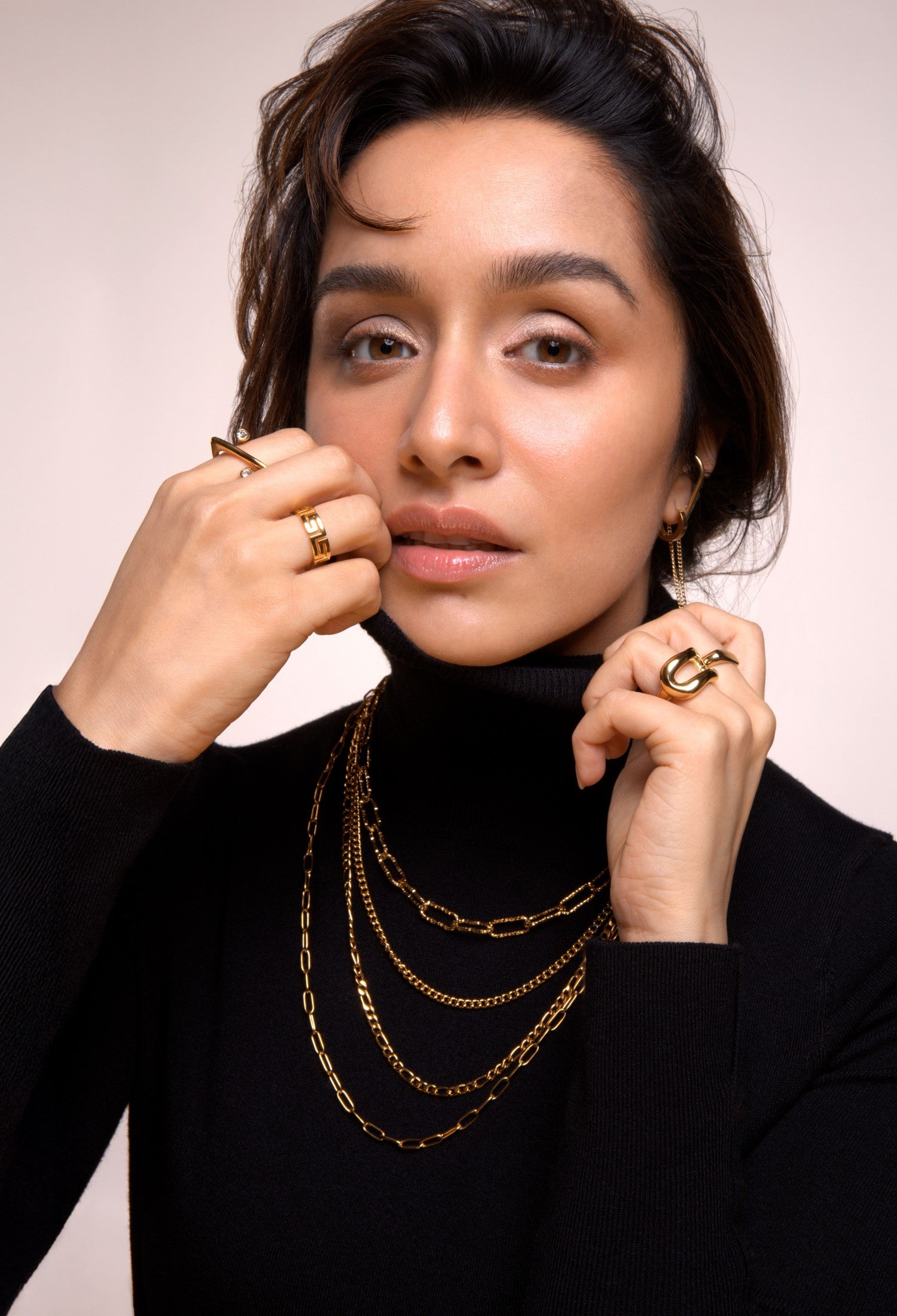 Shraddha Kapoor wearing the Statement Maker